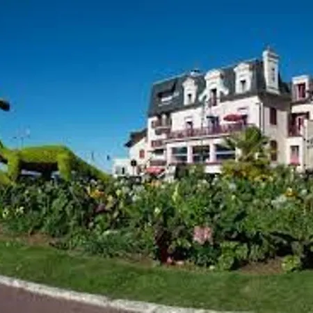 Apartment Lumineux Avec Balcon, Proche Plage, Commerces Et Gare, Avec Parking Privatif - Fr-1-712-33 *